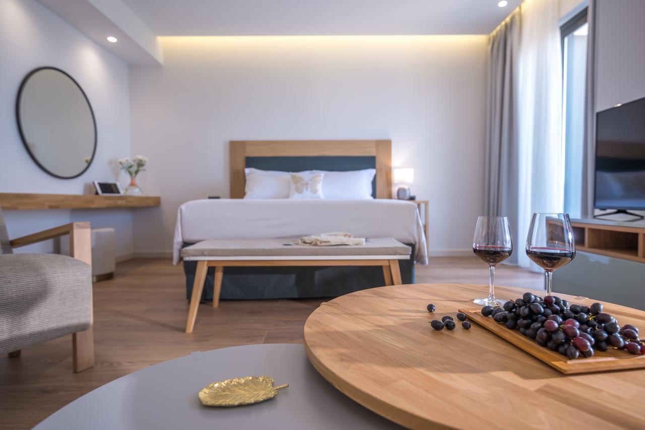 Glow Boutique Hotel & Suites ซารานเดอ ภายนอก รูปภาพ
